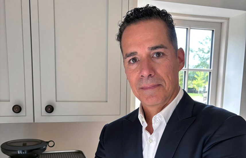 Israel Quintana: Kdo jednou vyzkouší kávovar baristické úrovně, k automatu nebo kapslím se nevrátí