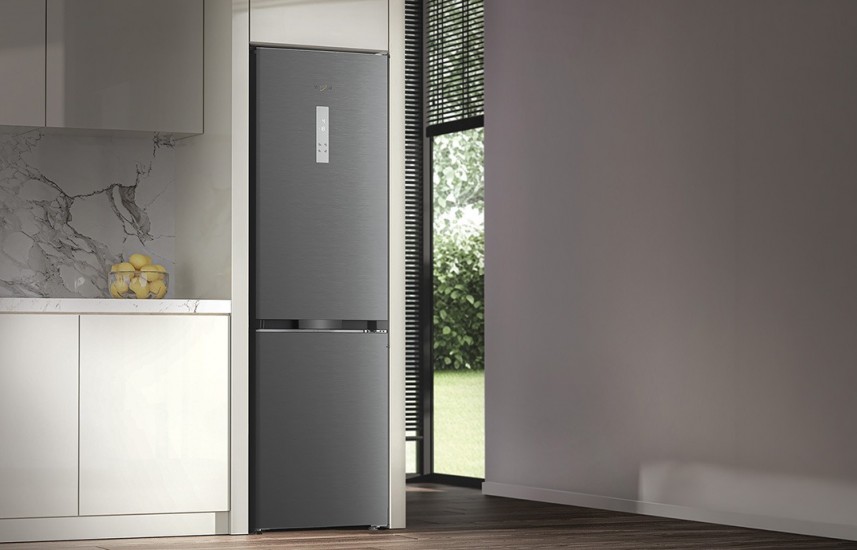 Nová generace volně stojících kombinovaných chladniček Whirlpool